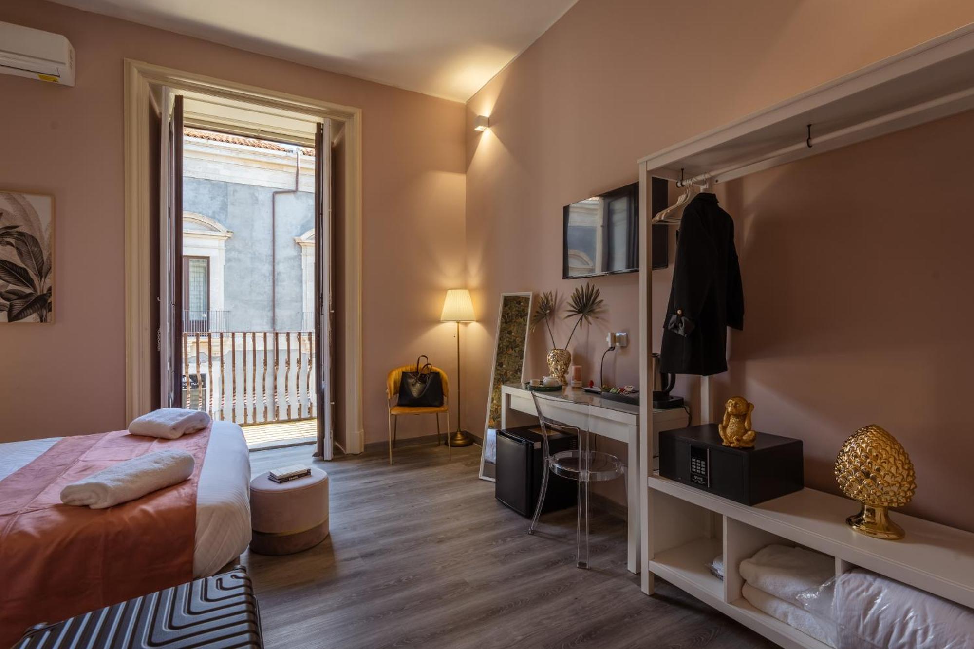 Etnea Boutique Hotel คาตาเนีย ภายนอก รูปภาพ