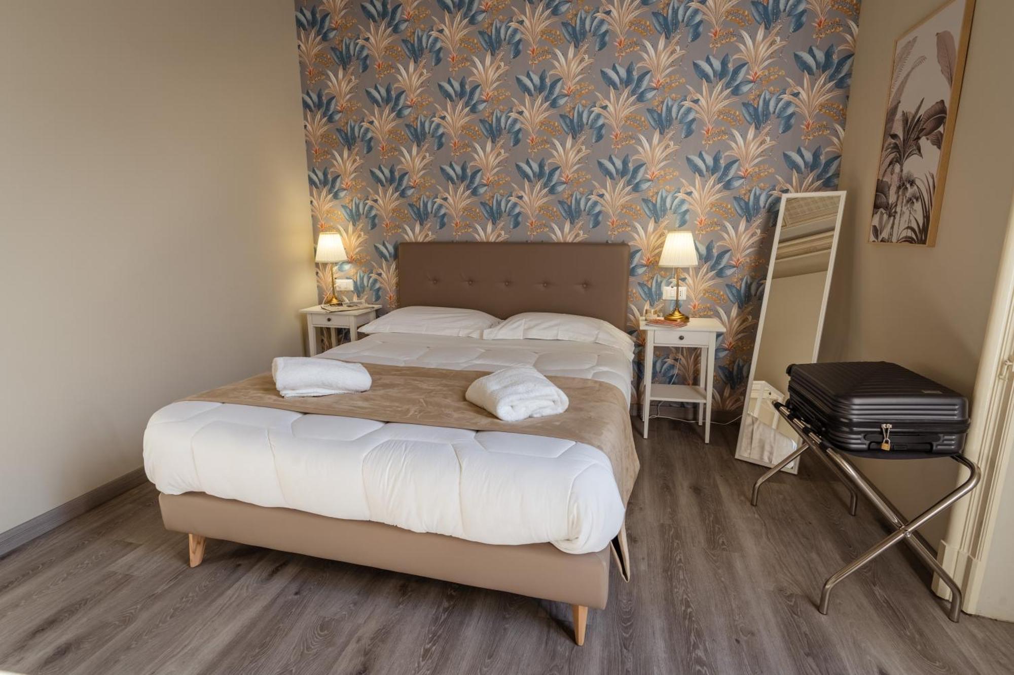 Etnea Boutique Hotel คาตาเนีย ภายนอก รูปภาพ