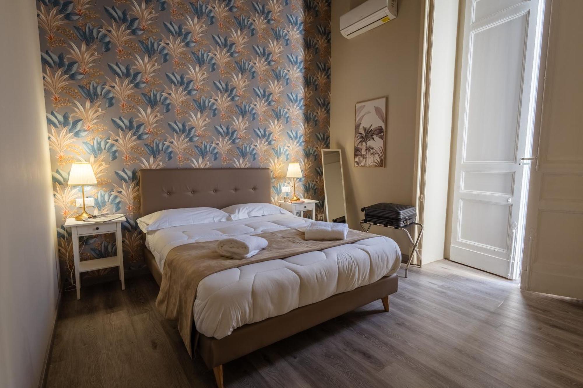 Etnea Boutique Hotel คาตาเนีย ภายนอก รูปภาพ